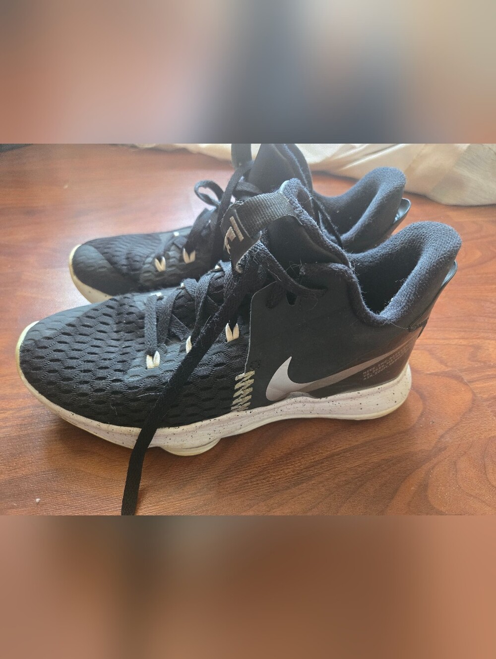 Nike Black and White Training Sneakers